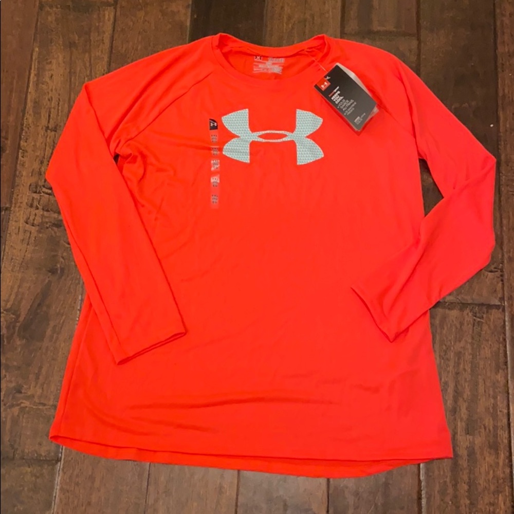 Girls heat gear loose fit Under Armour crewneck